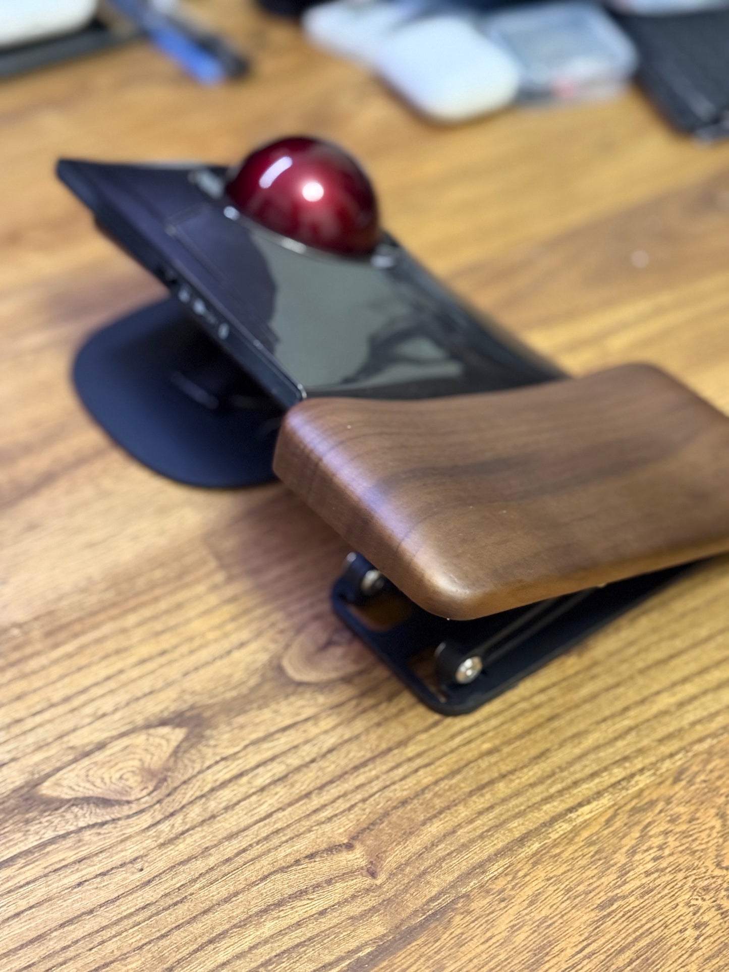 Palm Rest with adjustable tilting and height for Split Keyboards and Mouse