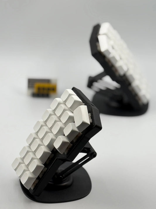 Guide to Flash Vial Firmware on the Corne V4.1 Wired Keyboard
