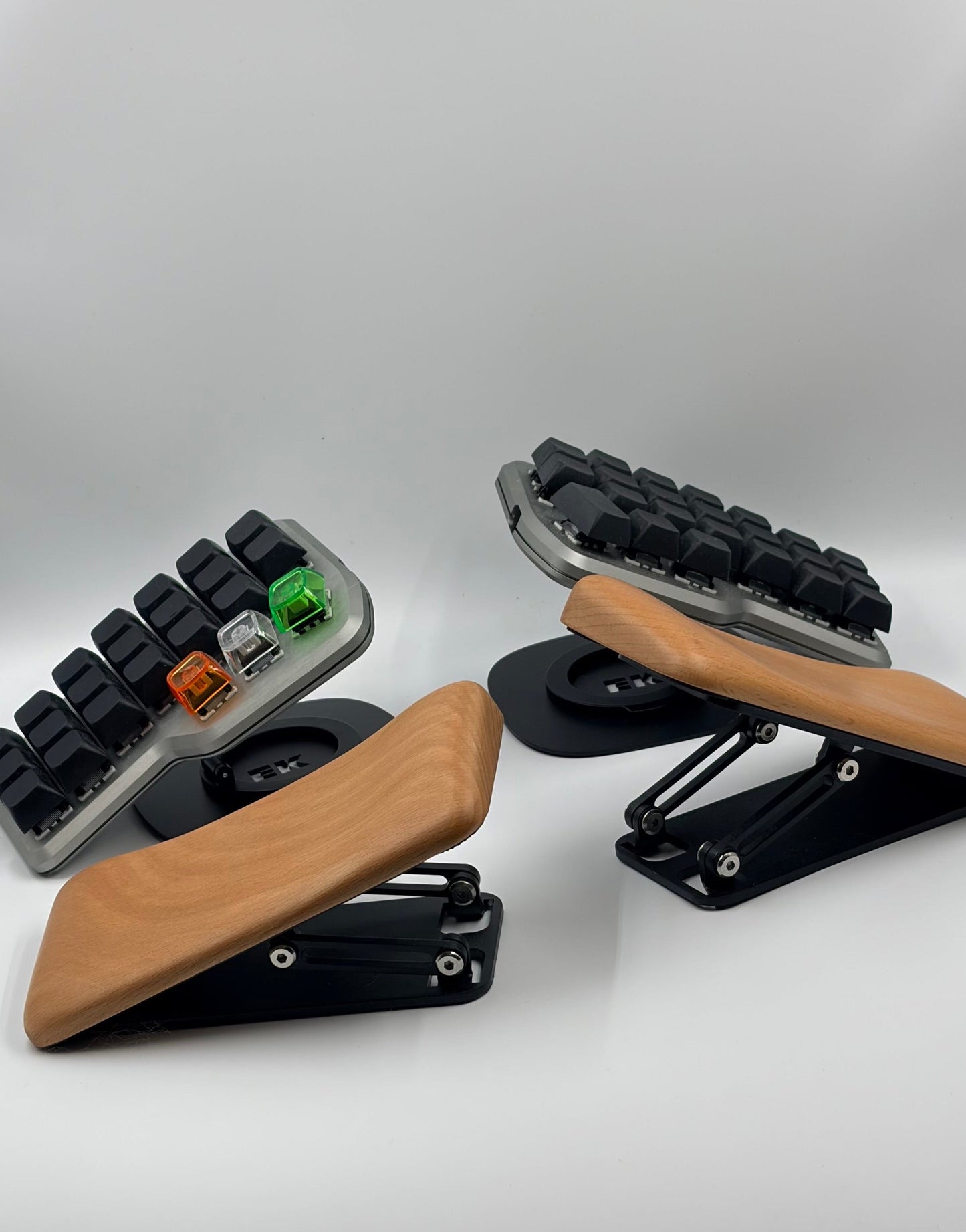 Palm Rest with adjustable tilting and height for Split Keyboards and Mouse