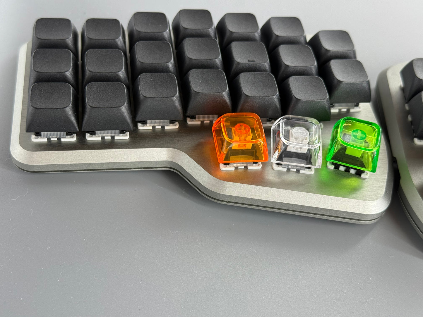 Translucent Keycaps for MX switches, XDA