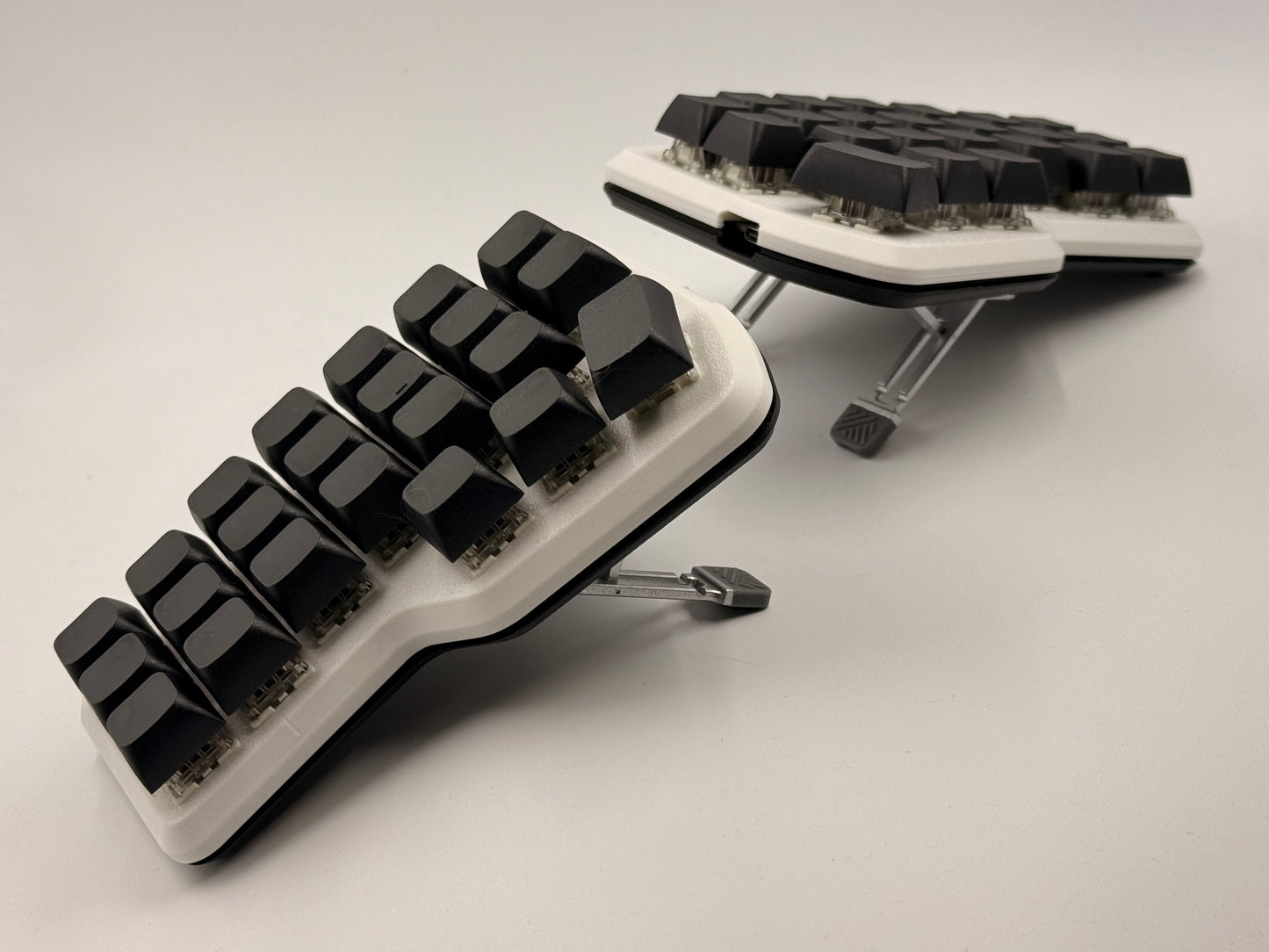 Corne v4 MX Wired Split Keyboard 3D printed with tenting