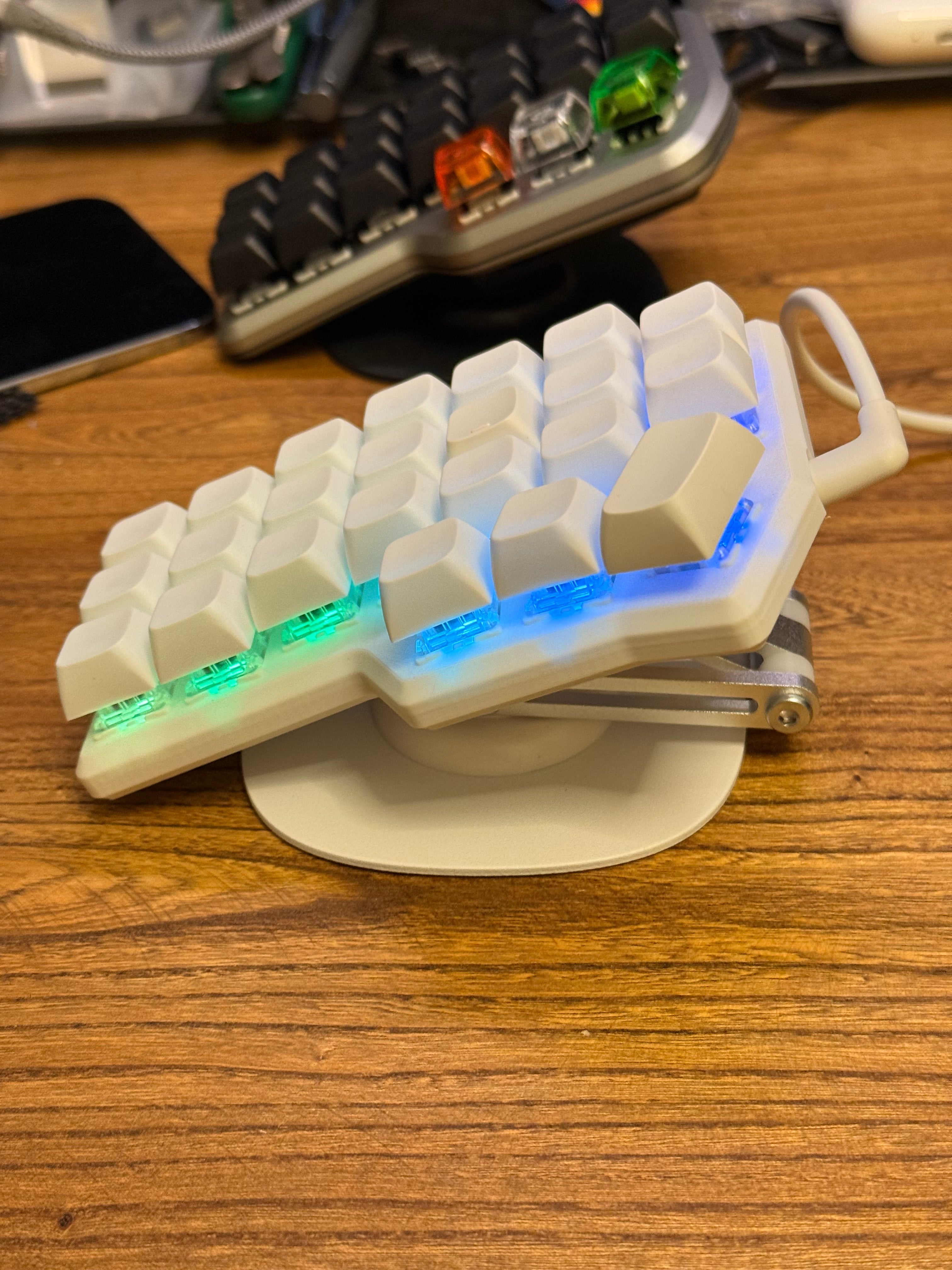 分割キーボード用テンティング＆ティルティングキット、スタンド